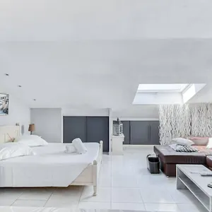 Duplex Avec Vue Sur Et Piscine Appartement